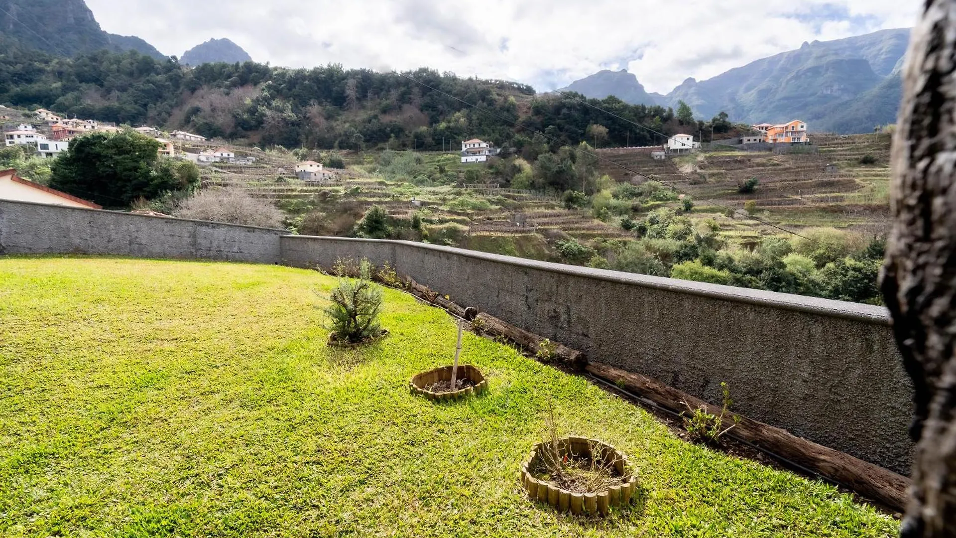 بيت للعطل فيلا Madeira Bird House - House In The Mountains With Garden São Vicente