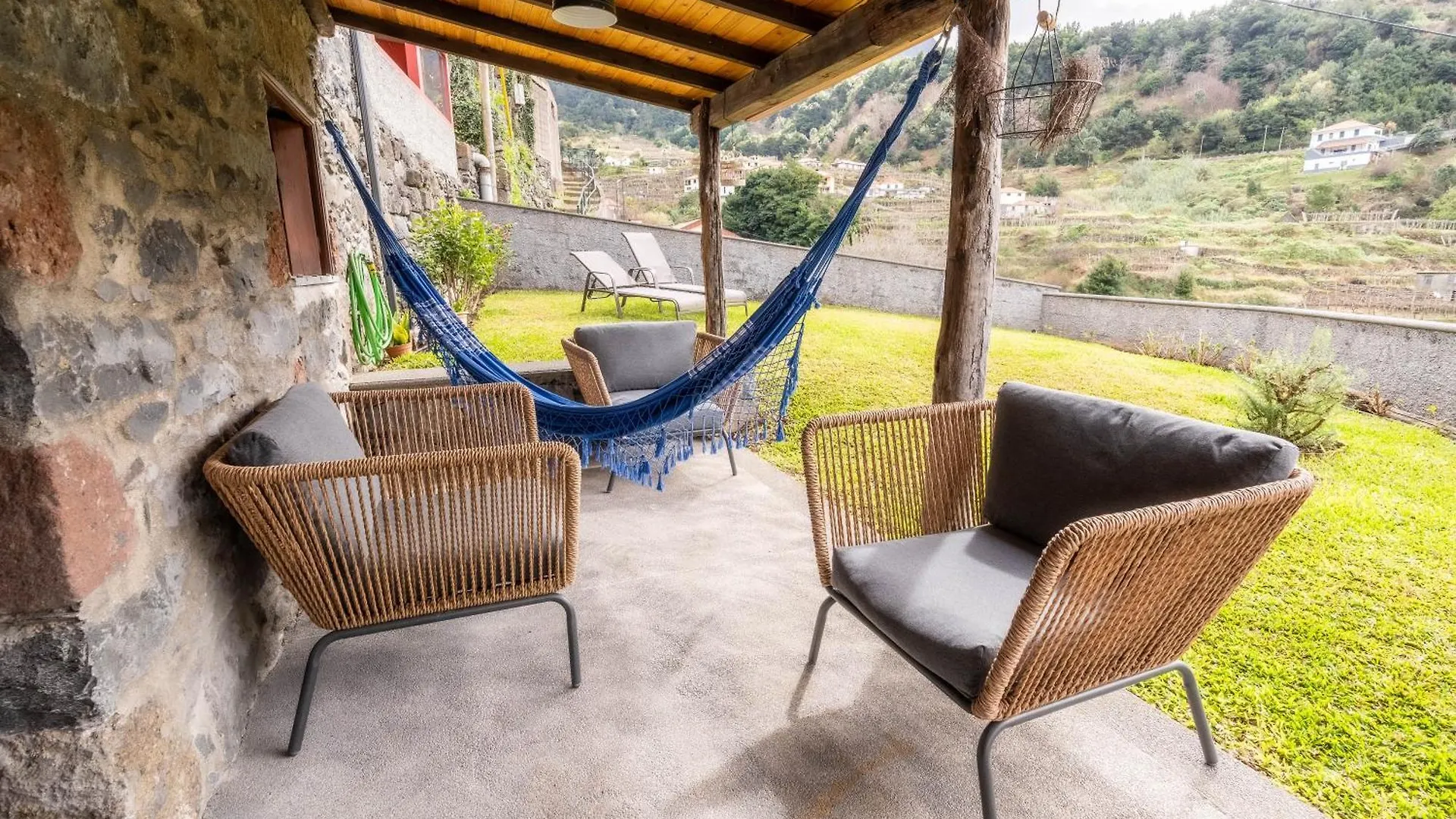 Villa Madeira Bird House - House In The Mountains With Garden São Vicente Portugal