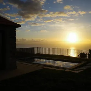 North&south Views Calheta Ferienhaus